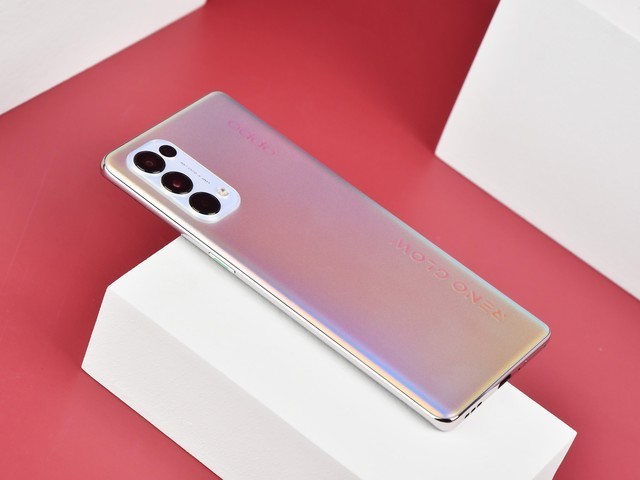 7.6mm+173g，OPPO Reno5系列是如何做到的