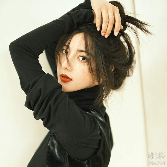 《大秦赋》的离秋公主,曾是王思聪绯闻女友,袁冰妍还演过她妹妹
