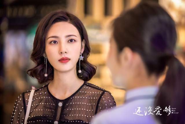 《大秦赋》的离秋公主,曾是王思聪绯闻女友,袁冰妍