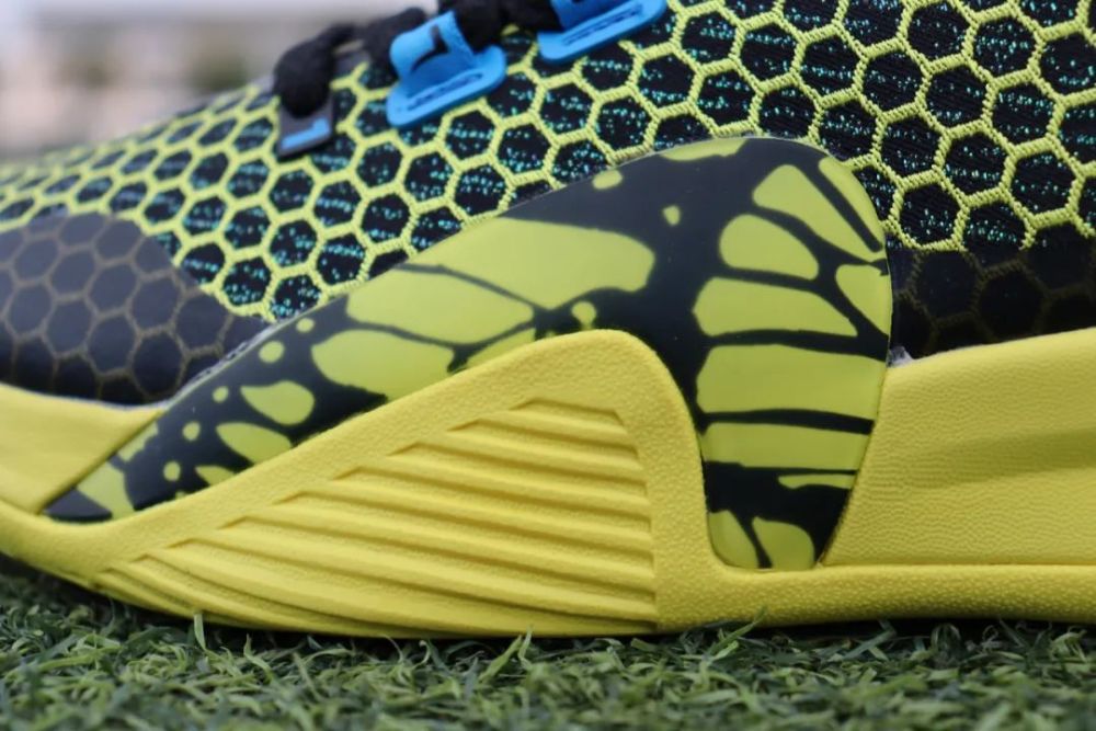 特步jlin1开箱永远的阿里和迷幻的蝴蝶步