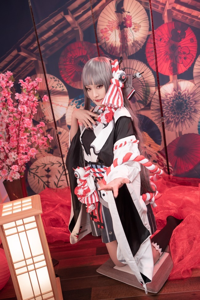 cos欣赏阴阳师女鬼红叶人形之舞