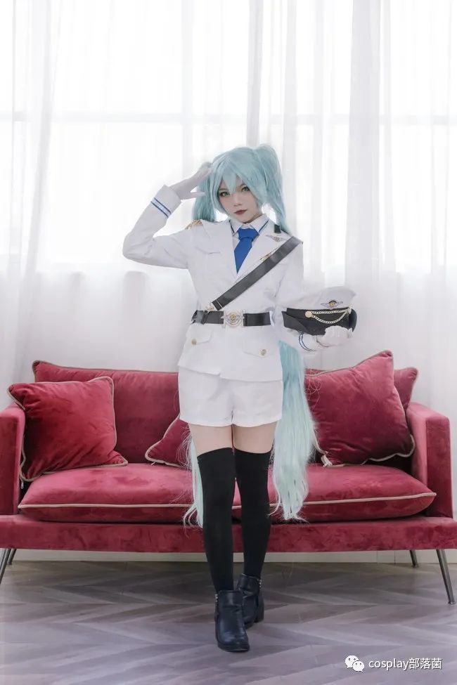 cos:初音未来军服cos正片