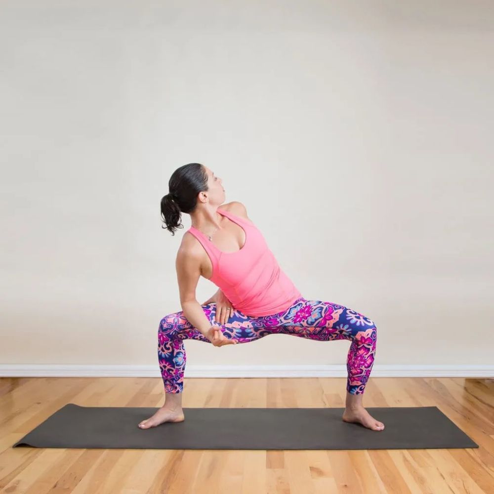 16个瑜伽动作,深度打开胸腔,灵活胸椎_腾讯新闻