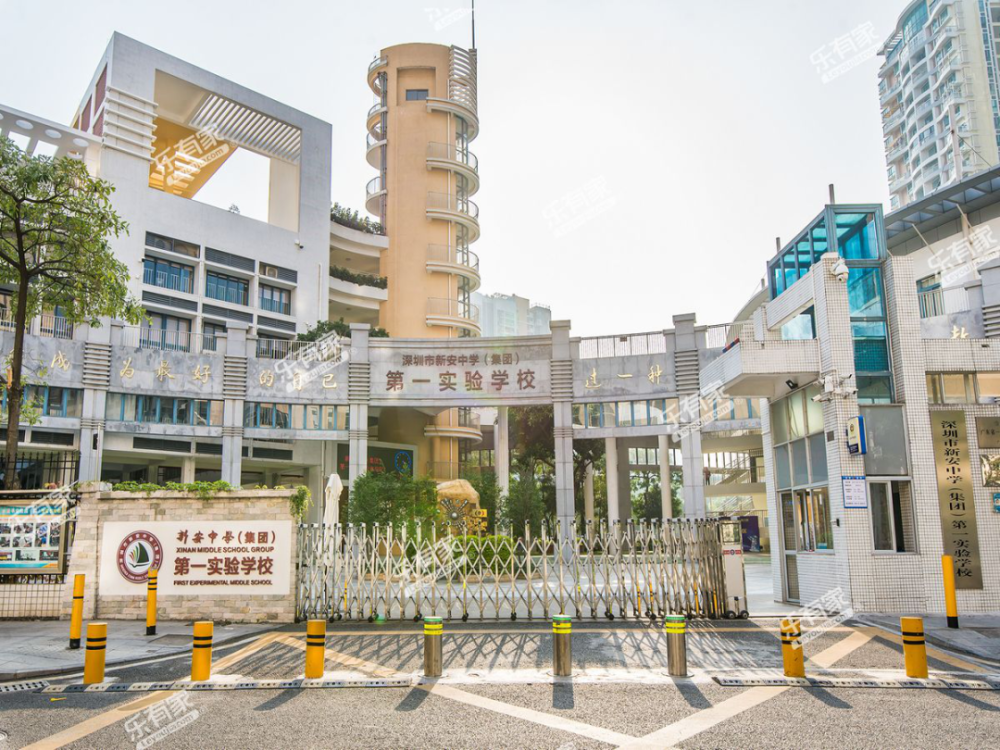 实验中学深圳市崛起实验中学是一所从小学到高中的12年一贯制私立学校