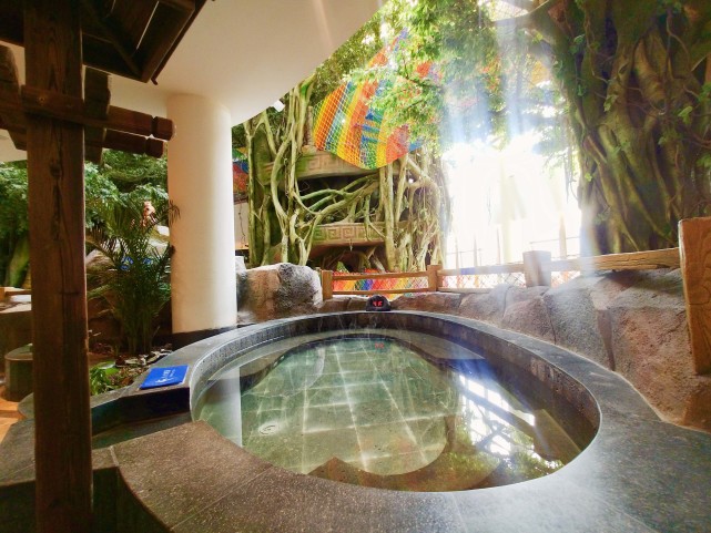 来鲅鱼湾魔法温泉公园享受周末悠闲好时光