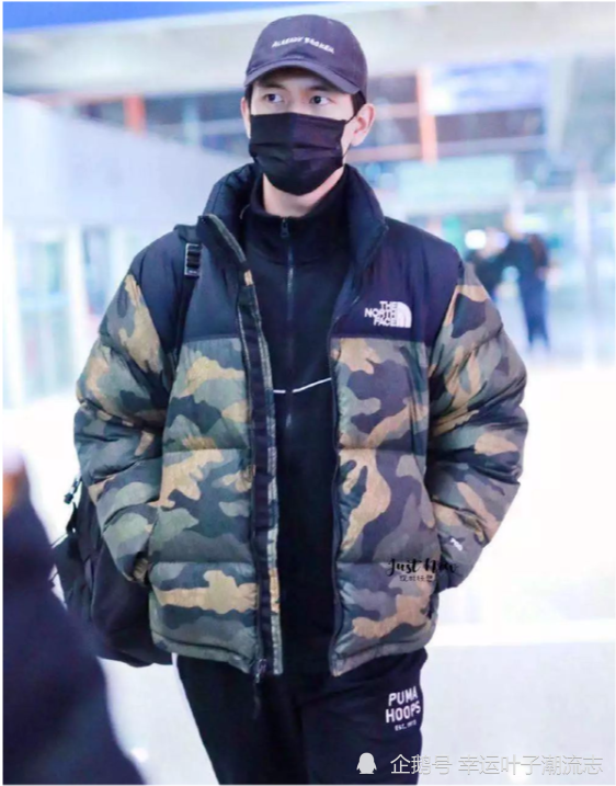 剃寸头的李现也太man了吧!一件迷彩的北面羽绒服,更颇有几分军事魅力!