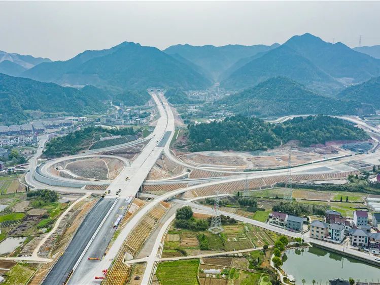 地铁1号线三期,6号线一期,杭富线……年底将建成一批重大交通项目!