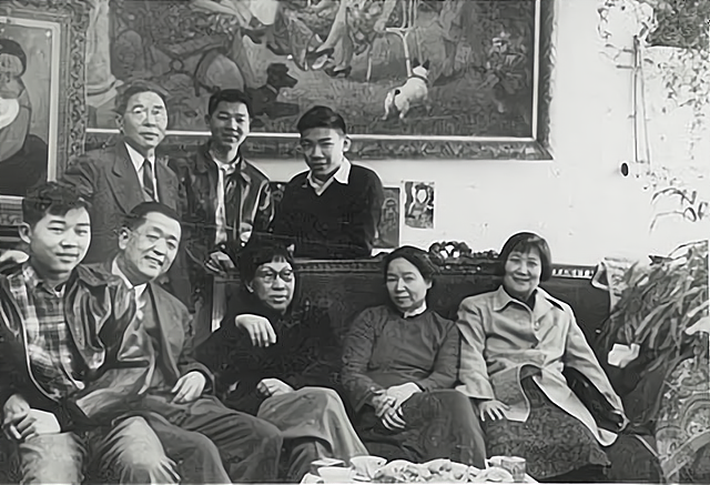 传奇女子从青楼女子到绘画大师一生两跪远赴国外再没回国