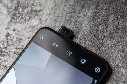 手机前置摄像头会被黑客劫持怎么知道自己有没有被入侵