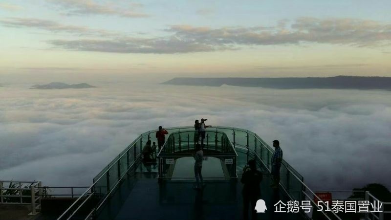 位于福朗卡国家公园的naga cave最近因一条冒险的徒步旅行路线而闻名