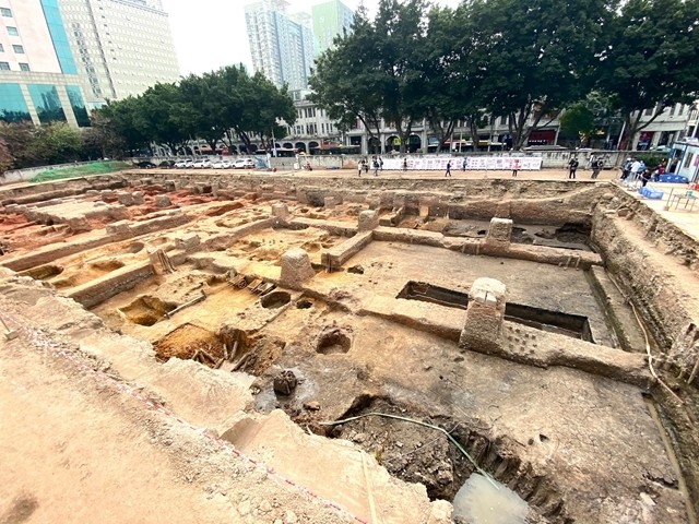 2500件文物中山六路发现宋代大型建筑基址