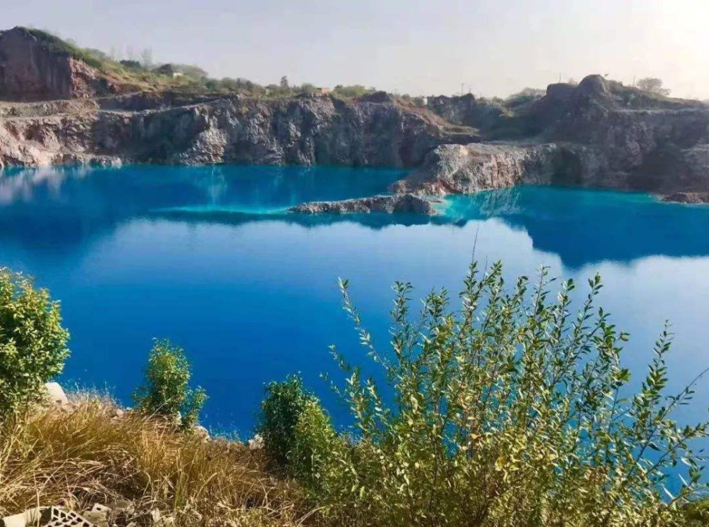 安徽的"蓝宝石湖",风景不输马尔代夫,当地人却希望它消失_腾讯新闻