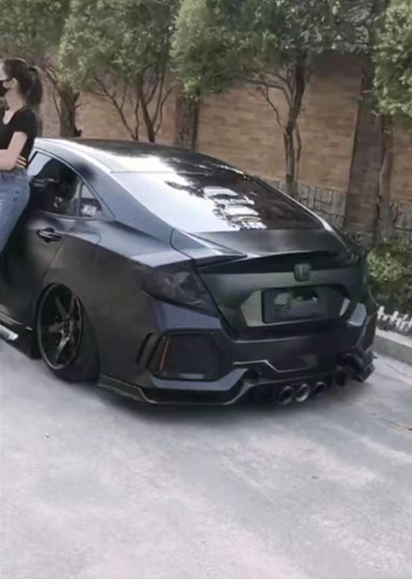 黑武士思域贴膜哑光灰改3出和低趴姿态女车主还是90后