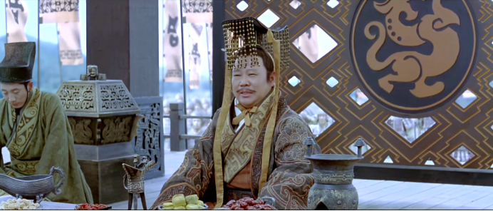 《大秦赋》中周天子,曾经坐拥天下,混到蜗居河南,到