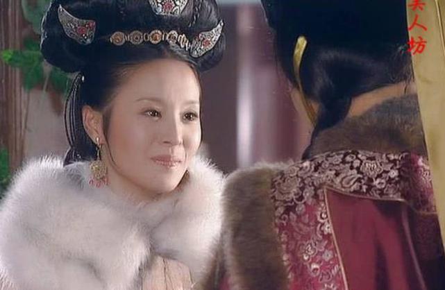 12岁嫁给康熙后宫一朵白莲花真实的赫舍里皇后比电视还传奇