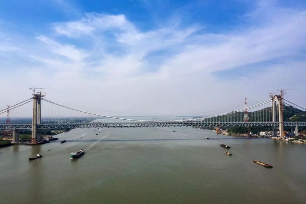 连淮扬镇铁路全线通车南通人往返徐州更方便