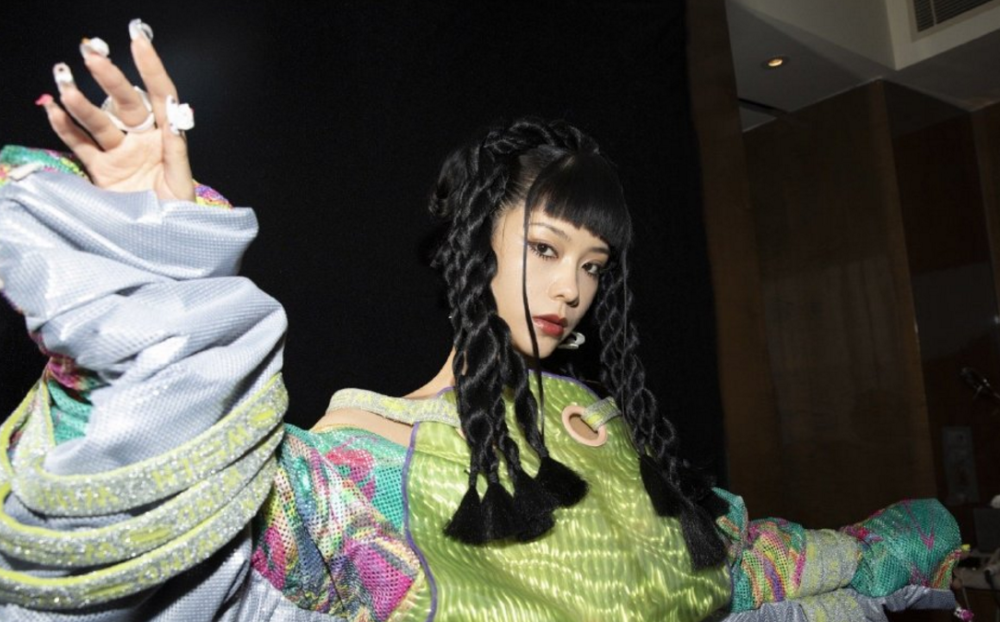 朱婧汐回怼拉踩外貌评论丑到你我很开心slay全场但真不好看