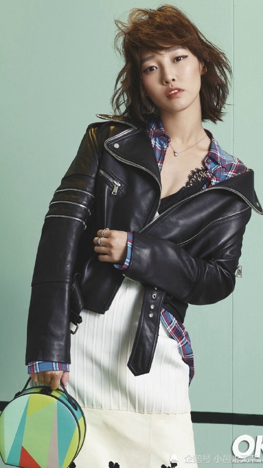 壁纸欣赏—白百何第1期 杂志封面写真