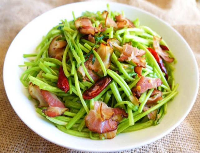 冬季,吃茼蒿吃菠菜,不如吃它,营养极高,好吃不长肉,太香了!