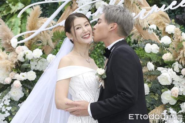 许孟哲办婚宴紧张睡不着辣妻赵孟姿封尪洗屁屁专家