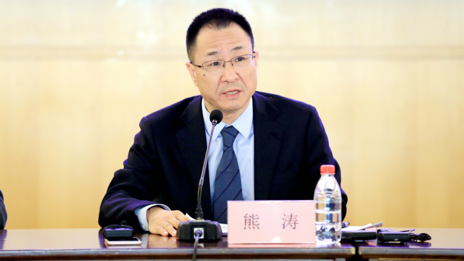 金融助力小康建设东西南北四地银保监局各交新答卷