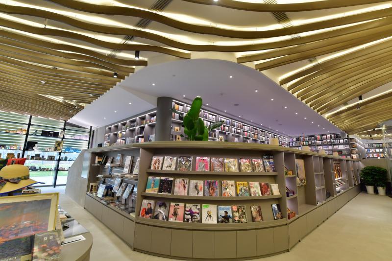 奉贤九棵树"长"出了上海最大的艺术主题书店