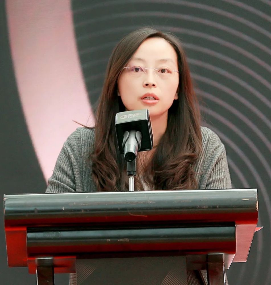 全国人大法工委民法室处长孙娜娜