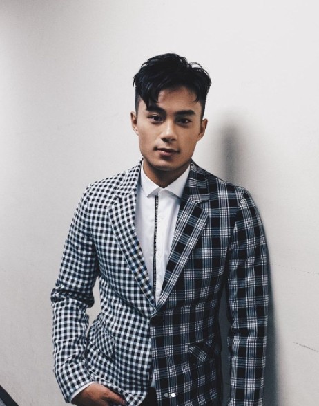 根据《明报》报道,孔德贤12日原本有个主持工作,到将军澳工业村电视