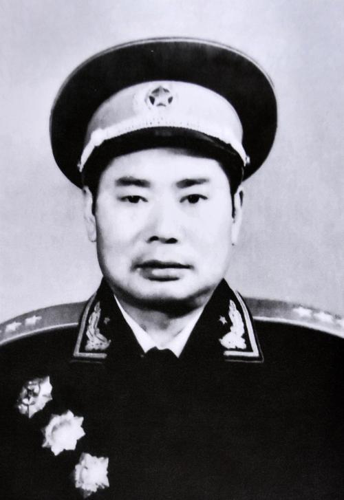 杨得志五,27个军长湖南9人抗美援朝先后有27个军另1个师参战,军长和