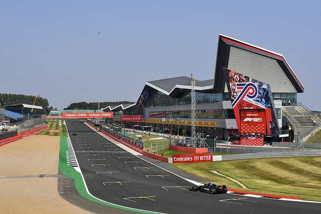 七冠王的荣誉银石赛道发车区将用汉密尔顿的名字命名