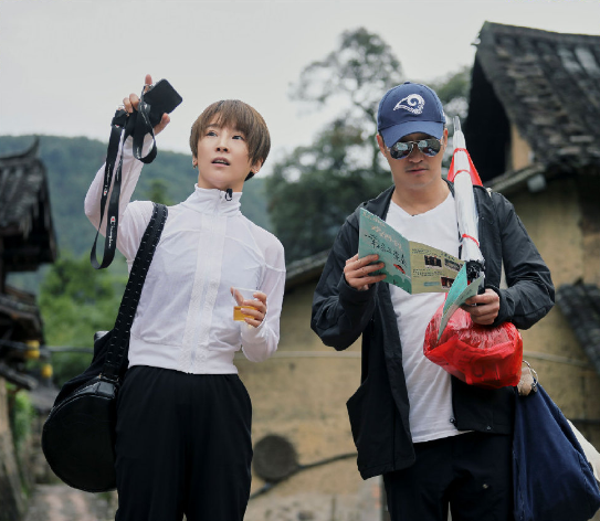 谢楠晒6岁儿子手臂线条