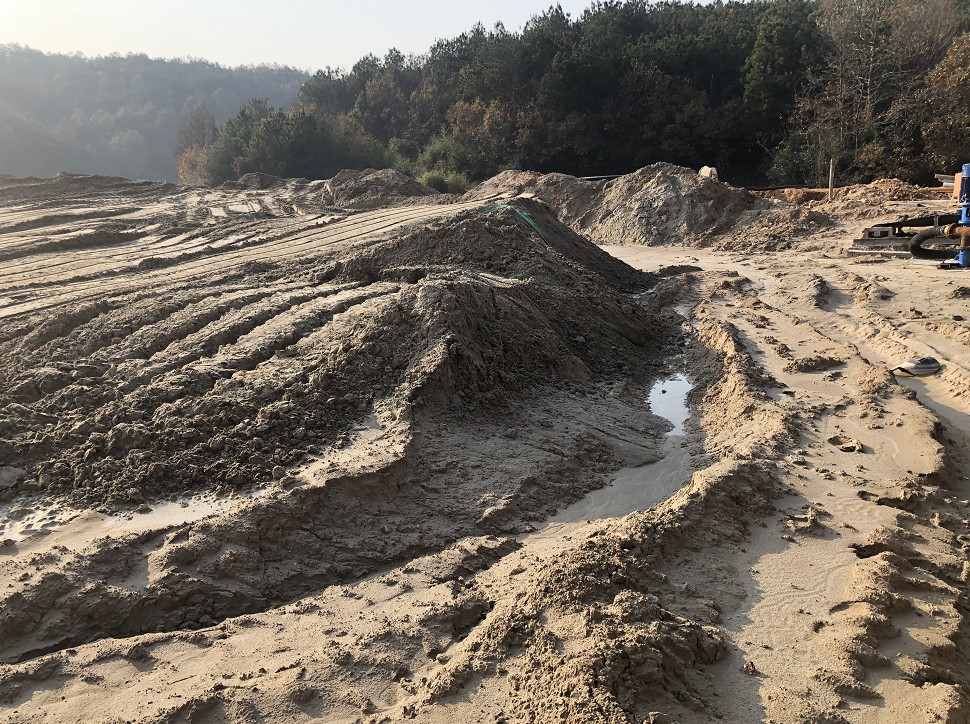 《全面开展尾矿库风险隐患排查治理工作方案》《安徽省尾矿库污染防治