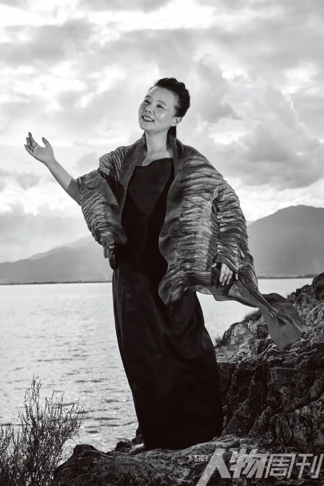 龚琳娜:我是一只自由的小鸟_腾讯新闻