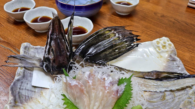 北海道美食 三角市场 武田鲜鱼 豪华海鲜丼鳕场蟹蟹管肥美鲜甜 腾讯新闻