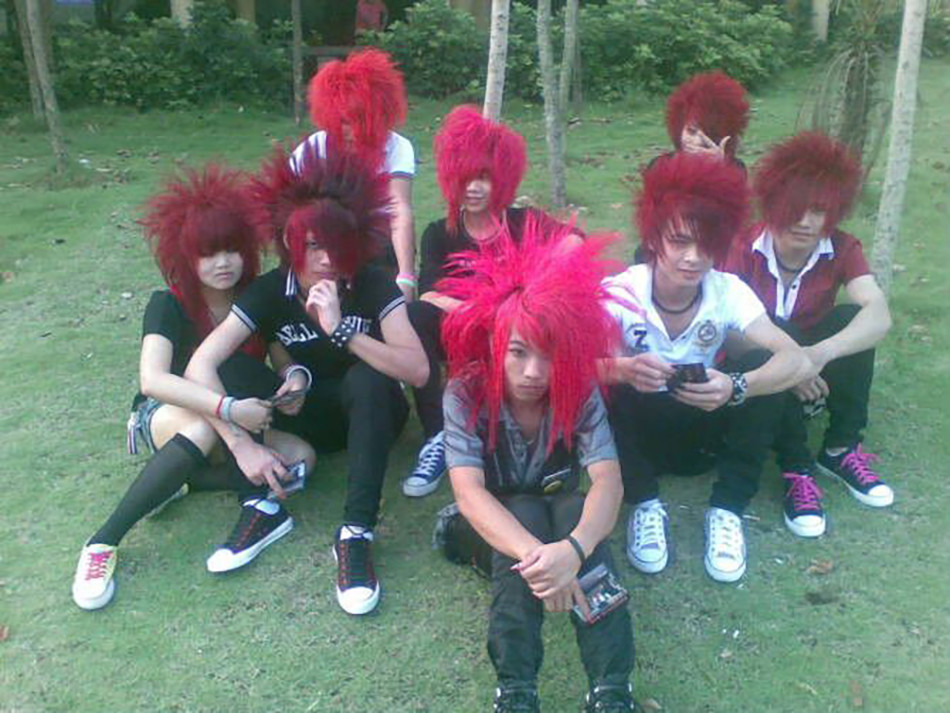 离题|"杀马特"的故事,即使走向美好也不该再发生一次_腾讯新闻