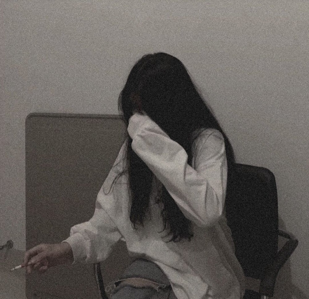 不开心的个性签名女生(表面开心心里不开心的个性签名女),女生头像 意