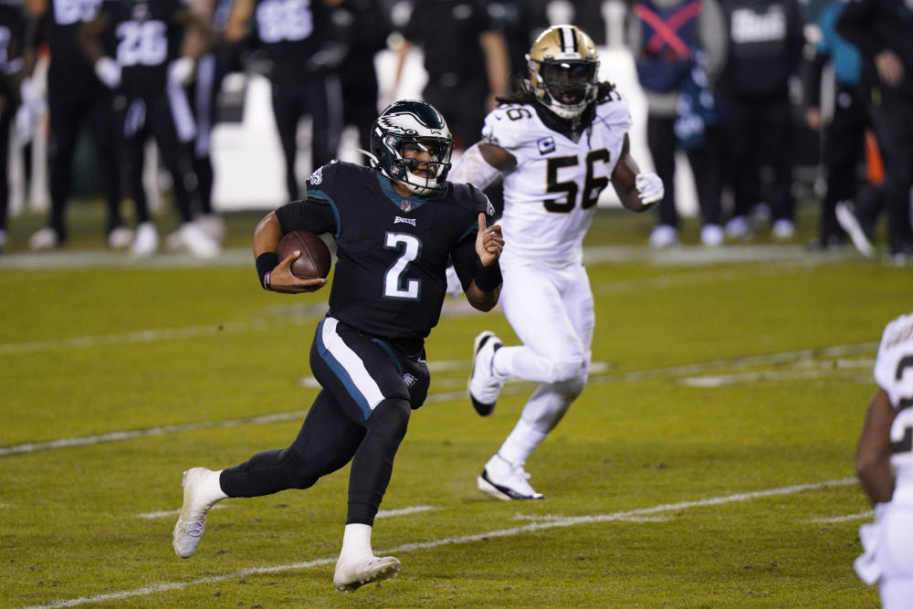 超越模板老鹰新秀四分卫赫茨首次先发便爆冷力挫圣徒