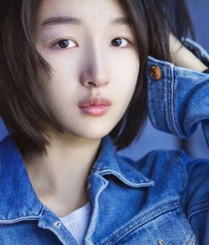 周冬雨代言opporeno5用静谧的语言诉说爱超暖心的公益巨作