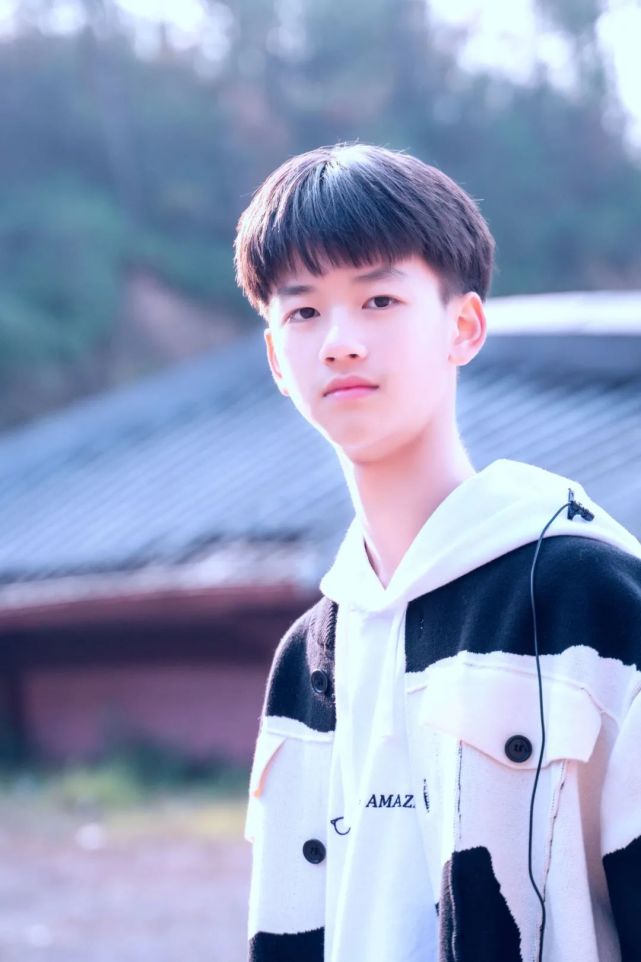 芦展翔出演晴雅集是全新尝试郭敬明导演很严格