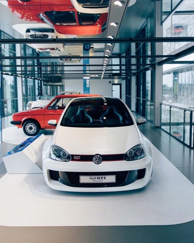 这才是史上最强高尔夫仅存一台的w12版本高尔夫gti