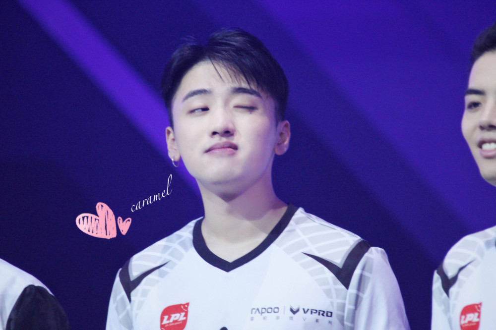 icon发图暗示离开omg有爆料称其已签约lng