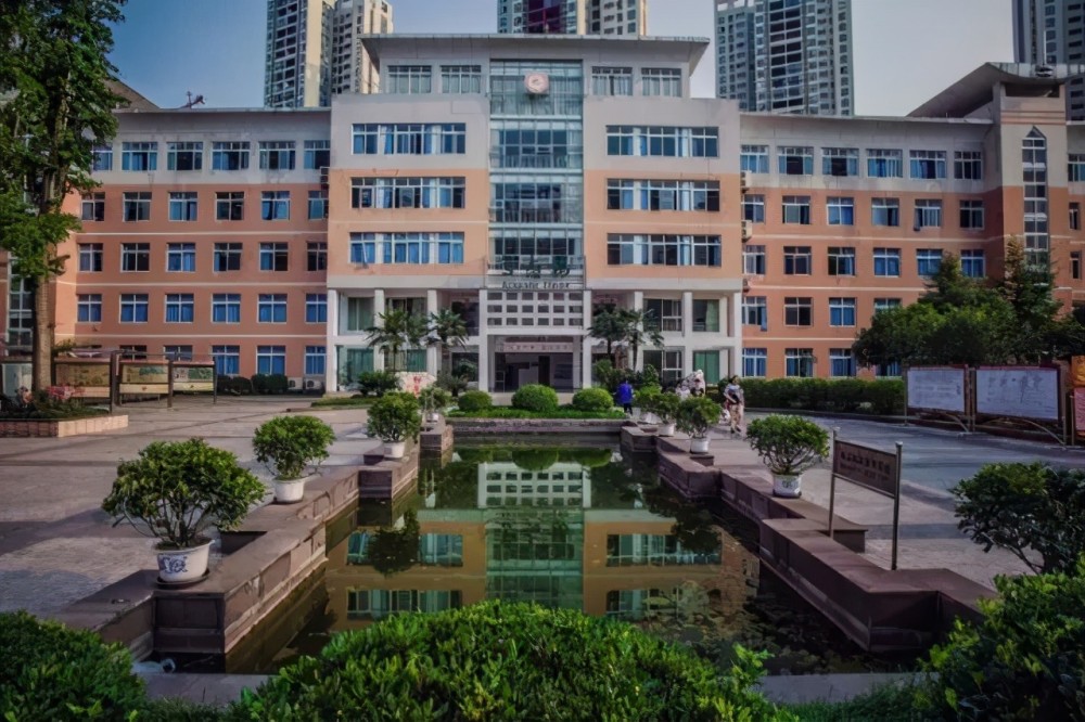 重庆市两江育才中学2020年秋季招生简章发布_相关