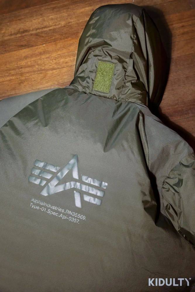 流行了半个世纪的alpha Industries 依旧纵横潮流圈 腾讯新闻