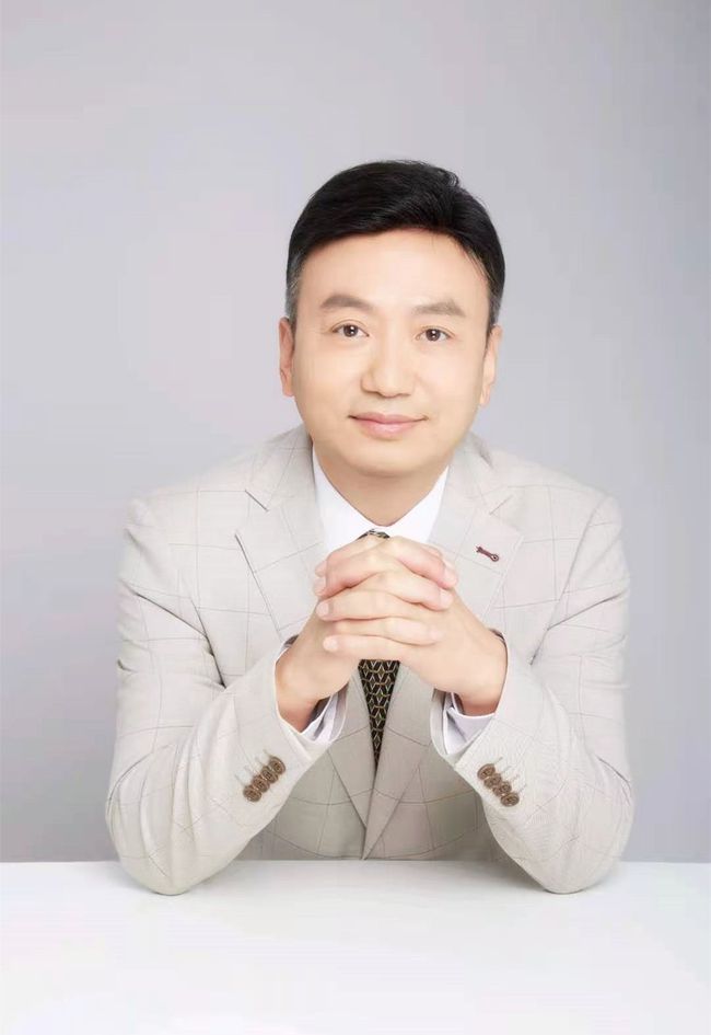 左佑庄闲陈咏阿彬受邀献唱飞机音乐节黄山站