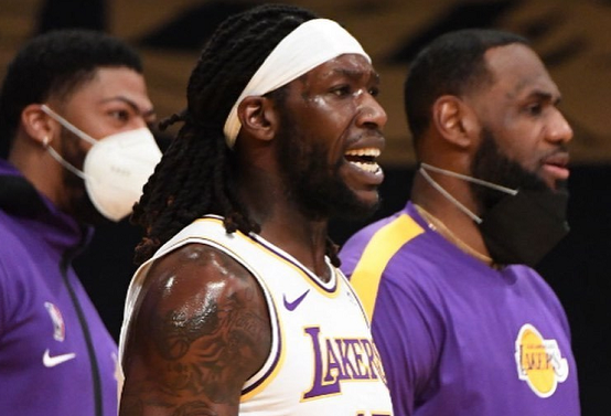 哈雷尔也很喜欢装扮自己,这点从他的发型也可以看出来,同时哈雷尔很