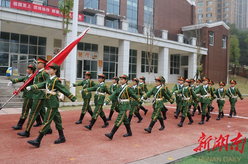 雨花区枫树山莲湖小学图片