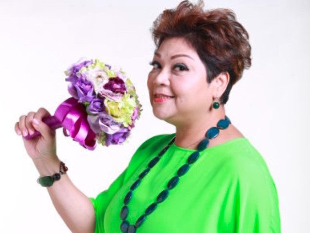 tvb艺人肥妈复工,曾遭家暴切过子宫,如今丧夫她依然坚强乐观_腾讯新闻