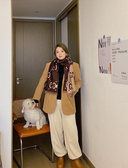 130斤微胖博主日常穿搭示范遮肉显瘦又时髦值得借鉴