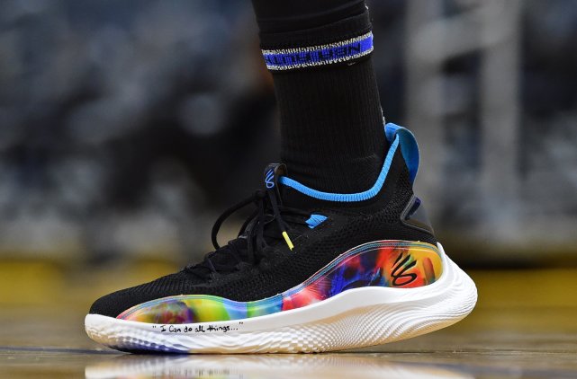 清新配色欧文推出.|篮球欧文|库里|詹姆斯|保罗·乔治