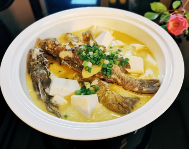 天冷了,多给孩子喝此汤,上锅煮一煮,补钙长个头,滋补又馋人|黄辣丁